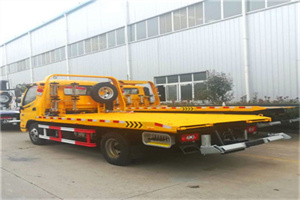 南京附近拖车救援搭电